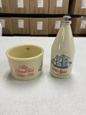 Vintage Old Spice Glass Shaving Mug & Aftershave Bottle Lotion Lot of 2
